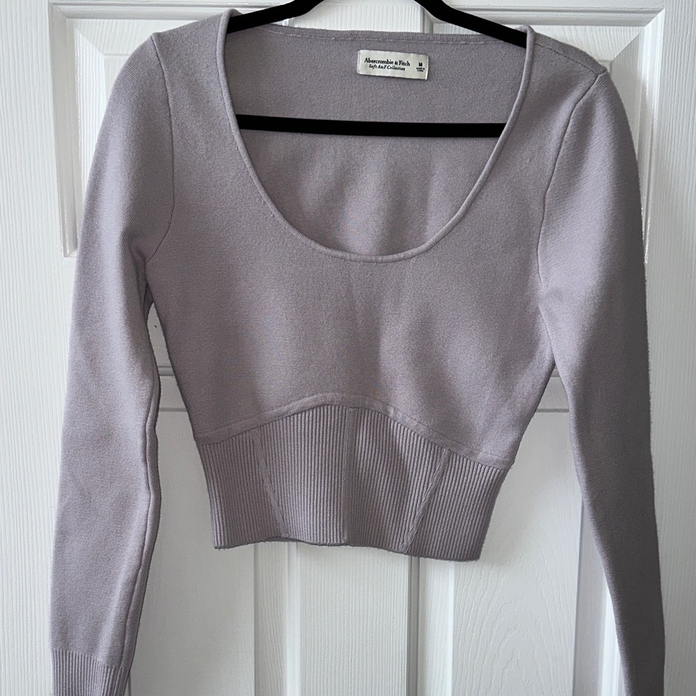Abercrombie & Fitch Lilac Long Sleeve Crop sweater